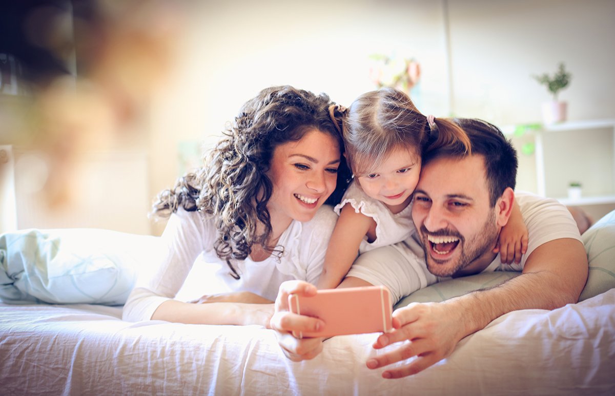 happy_people_family_image4_opt1200