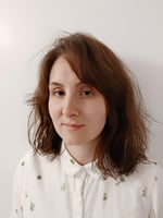 Anna Bussel_headshot